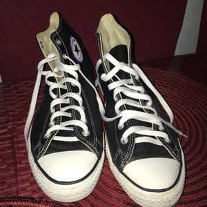 Black leather converse